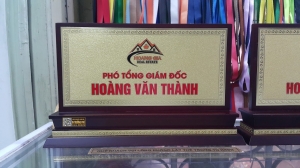 Những mẫu biển chức danh đã thi công